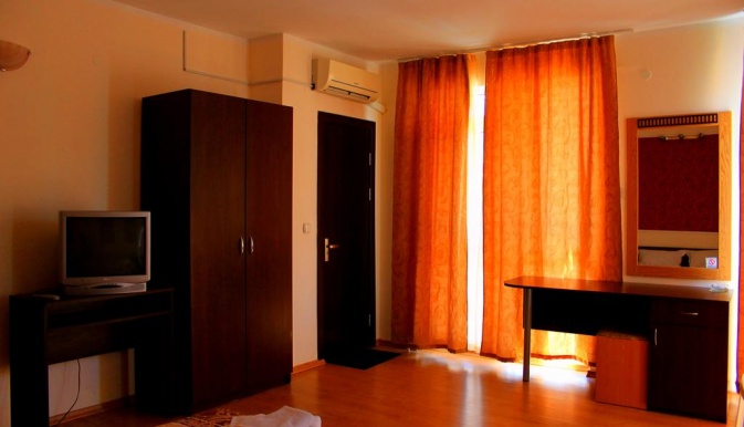 RYOR_HOTEL_SUNNY_BEACH_BULGARIA_AIR_TOUR_TRAVEL
